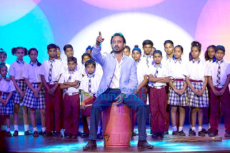 Movie still from the Movie Hindi Medium