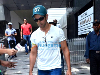 Hrithik Roshan snapped with family celebrating Mother's Day at Hakkasan in Bandra