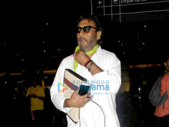 Jacqueline Fernandez, Jackie Shroff and John Abraham snapped at the airport