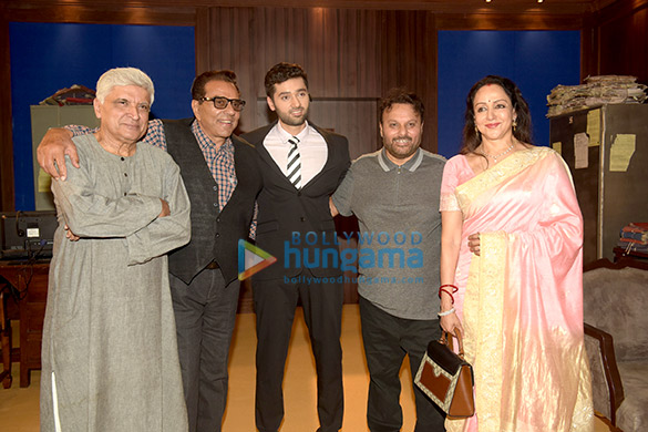 javed akhtar hema malini and dharmendra grace the mahurat of anil sharmas film genius1 2
