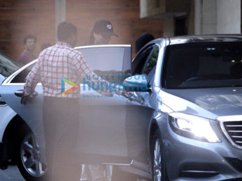 Kareena Kapoor Khan and son Taimur snapped at Amrita Arora's house