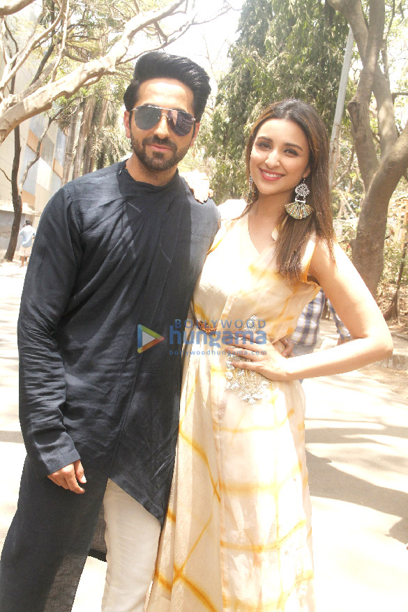 Parineeti Chopra and Ayushmann Khurrana promote their film ‘Meri Pyaari Bindu’ on the sets of TV show, Shakti – Astitva Ke Ehsaas Ki Parineeti Chopra and Ayushmann Khurrana promote their film ‘Meri Pyaari Bindu’ on the sets of TV show, Shakti – Astitva Ke Ehsaas Ki