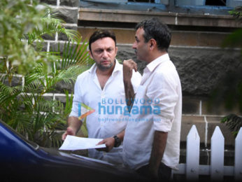 Rajkumar Hirani snapped on the sets of 'Sanjay Dutt’s Biopic' in Mumbai