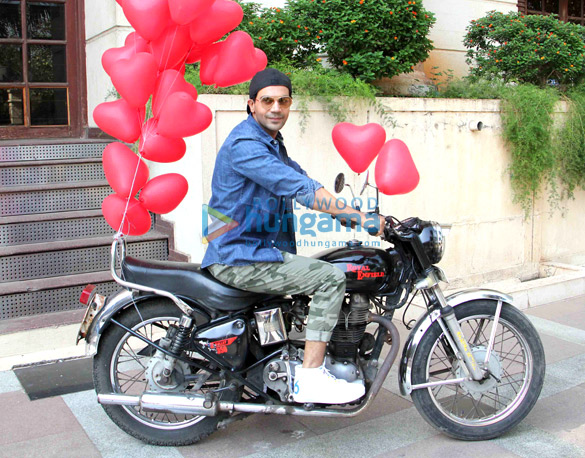 Rajkummar Rao promoting his upcoming film ‘Behen Hogi Teri’ Rajkummar Rao promoting his upcoming film ‘Behen Hogi Teri’