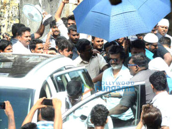 Rajnikanth snapped shooting on the streets of Mumbai today