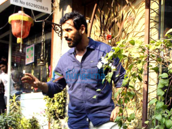 Ranveer Singh, John Abraham and other celebrities snapped in Bandra