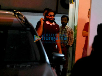 Ranveer Singh snapped at Vidhu Vinod Chopra's house