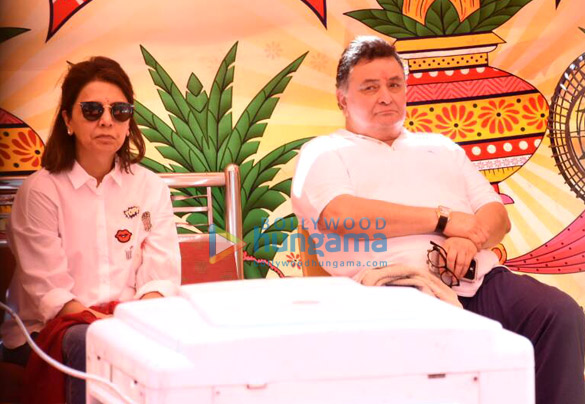 Rishi Kapoor and Neetu Singh snapped at the Krishnaraj bungalow