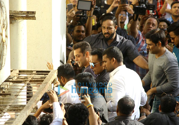 Salman Khan arrives in Mumbai for the trailer launch of his film Tubelight Salman Khan arrives in Mumbai for the trailer launch of his film Tubelight
