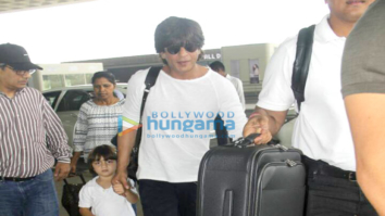 Shah Rukh Khan, AbRam Khan and Aryan Khan snapped with friends at the airport