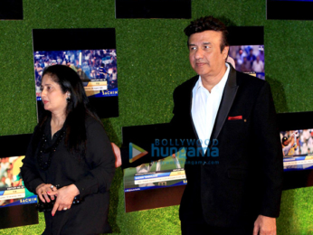 Shah Rukh Khan, Aamir Khan, Bachchans, Ambanis and others grace the premiere of 'Sachin – A Billion Dreams'