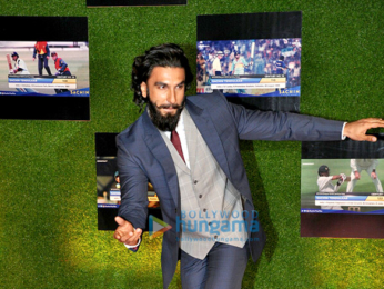 Shah Rukh Khan, Aamir Khan, Bachchans, Ambanis and others grace the premiere of 'Sachin – A Billion Dreams'