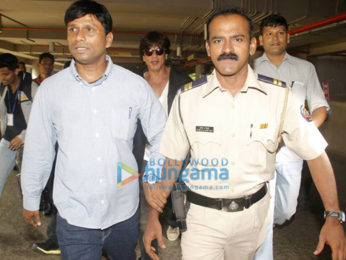 Shah Rukh Khan snapped at the airport