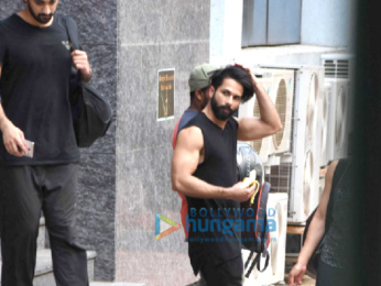Shahid Kapoor snapped in Bandra