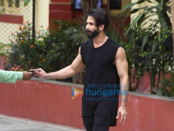 Shahid Kapoor snapped in Bandra