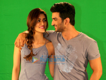 Sushant Singh Rajput and Kriti Sanon snapped promoting their film 'Raabta'