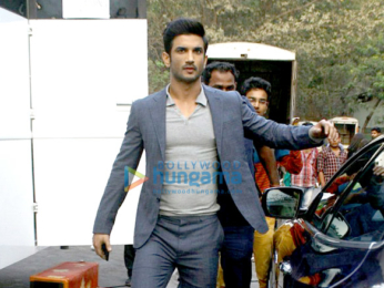 Sushant Singh Rajput and Kriti Sanon snapped promoting their film 'Raabta'