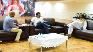 SPOTTED: Amitabh Bachchan and Aamir Khan in a serious script reading session for Thugs of Hindostan