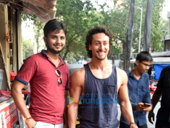 Tiger Shroff snapped while buying 'GQ' magazine with him on the cover