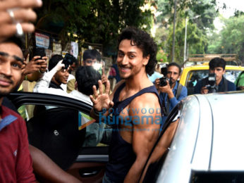 Tiger Shroff snapped while buying 'GQ' magazine with him on the cover