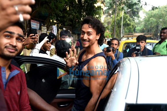 tiger shroff snapped buying gq magazine with him on cover 7