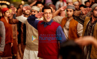 Movie Stills Of The Movie Tubelight
