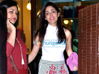 Yami Gautam snapped post her salon session