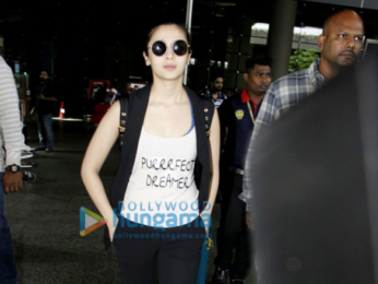Alia Bhatt snapped at the airport