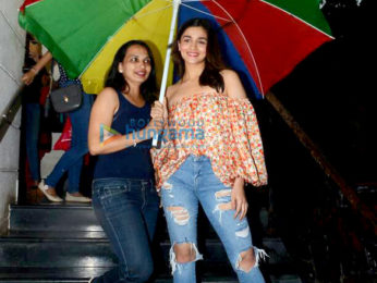 Alia Bhatt snapped post Facebook chat with dietician Rujuta Diwekar