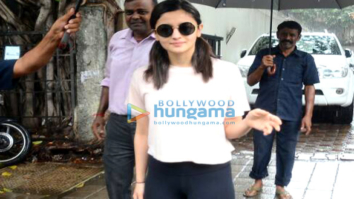 Alia Bhatt snapped post meeting at Vishesh Films’ office