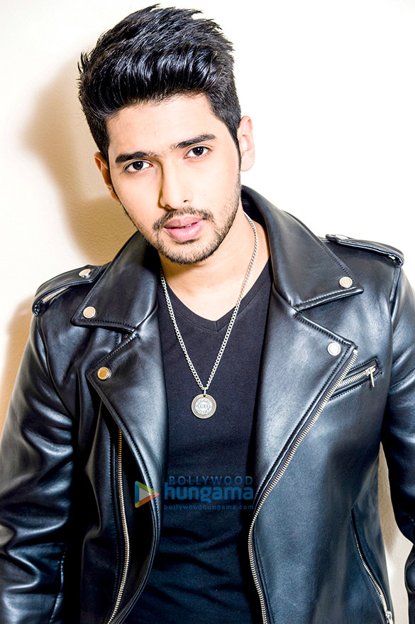 My Favorite Singer Armaan Malik😘 Images • Armaan malik (@virajbhardwaj420)  on ShareChat