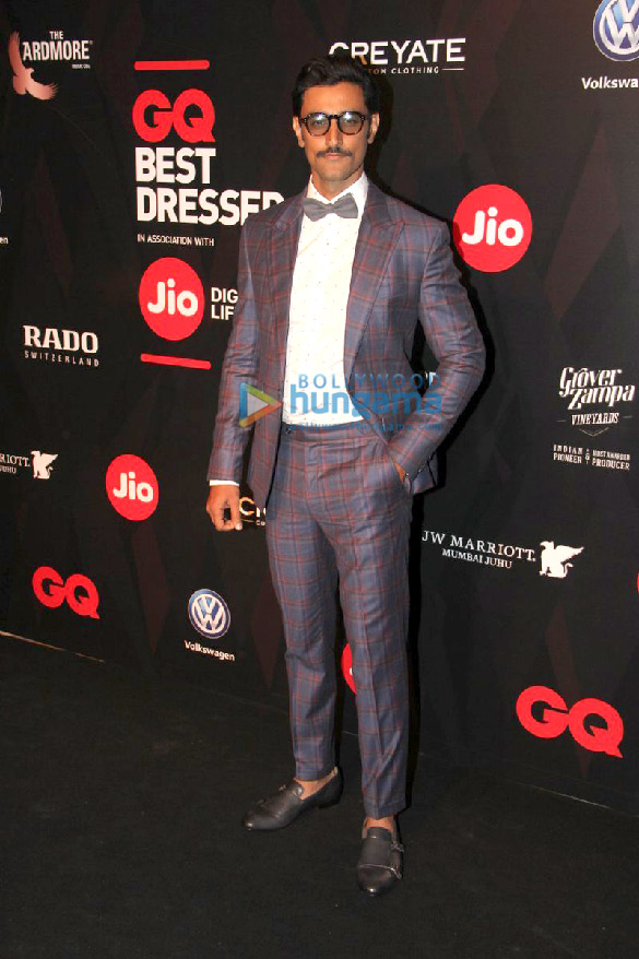 celebs grace the gq best dressed awards 2017 16