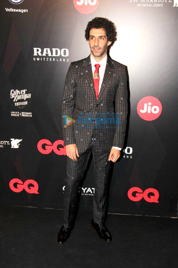celebs grace the gq best dressed awards 2017 20