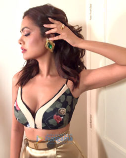 Celebrity Photo Of Esha Gupta