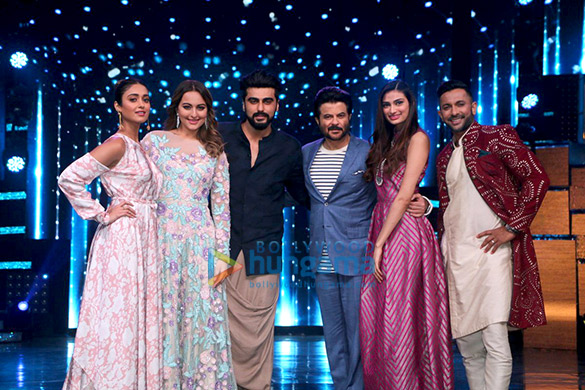 Film promotions of ‘Jagga Jasoos’ and ‘Mubarakan’ on the sets of ‘Nach Baliye’ Film promotions of ‘Jagga Jasoos’ and ‘Mubarakan’ on the sets of ‘Nach Baliye’