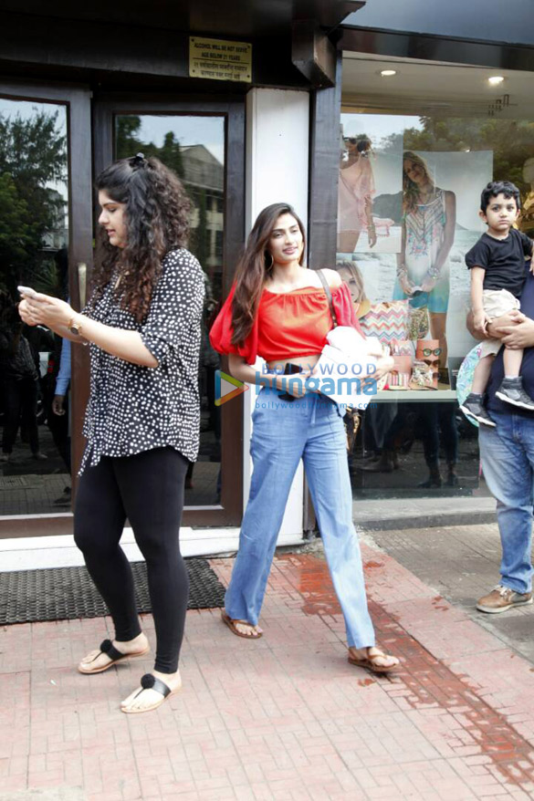 harshvardhan kapoor athiya shetty and others snapped post lunch at bastian 6