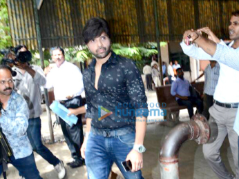 Himesh Reshammiya and his wife snapped in family court
