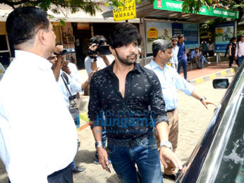 Himesh Reshammiya and his wife snapped in family court