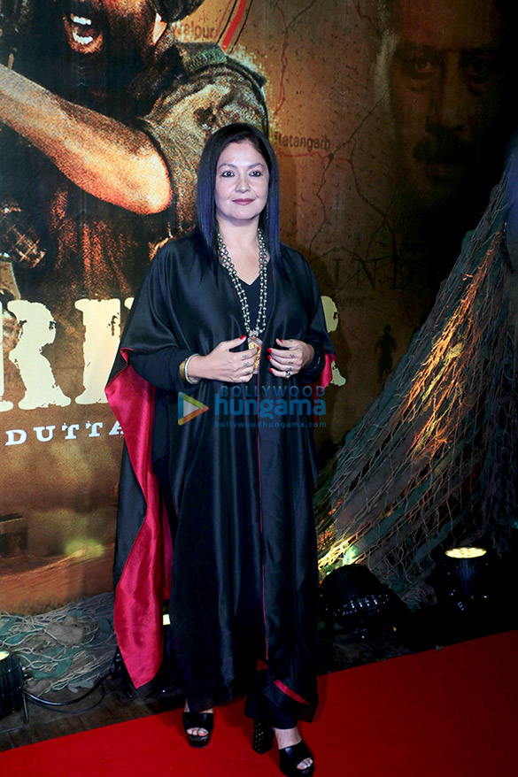 j p dutta celebrates 20 years of the movie border 12