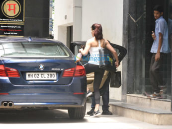 Jacqueline Fernandez snapped post her gym session in Bandra