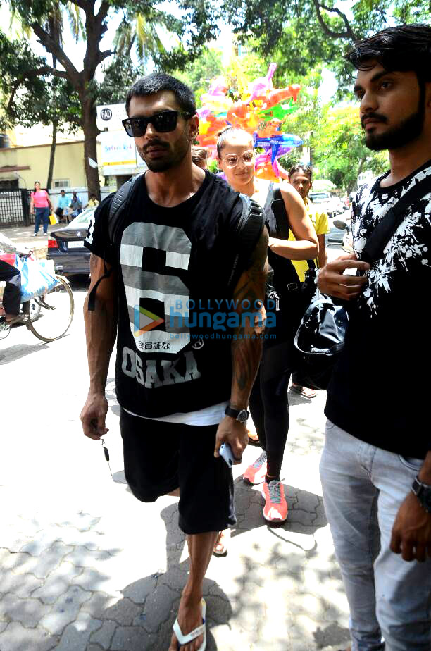 karan singh and bipasha snapped post their gym sessions 6