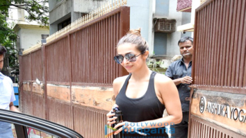 Malaika Arora snapped after her Yoga session in Bandra