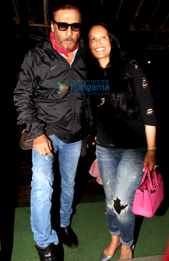 munna michael wrap up party with cast and family 4