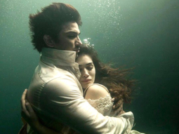 OMG! Sushant Singh Rajput and Kriti Sanon looking stunning together UNDERWATER!