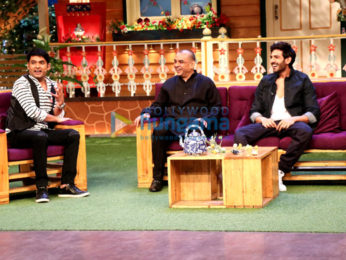 Paresh Rawal and Kartik Aaryan promote their film 'Guest Iin London' in The Kapil Sharma Show-4