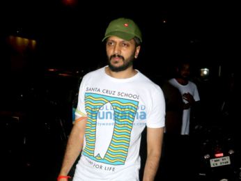 Riteish Deshmukh snapped in Bandra