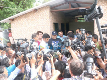 Salman Khan, BMC Chief Ajoy Mehta, Shekhar Tolani join hands to make Mumbai open defecation free