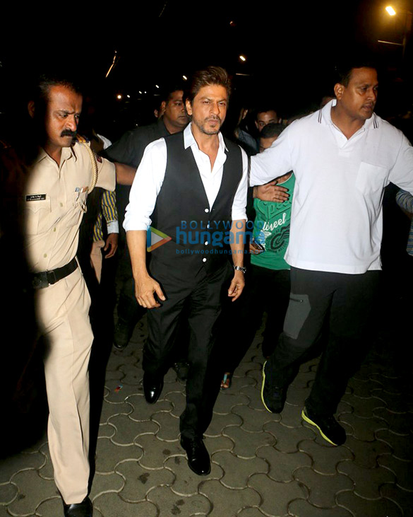 salman khan shah rukh khan and others snapped at tubelights screening 12