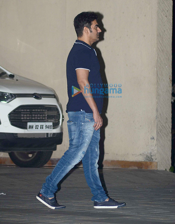 salman khan and family celebrate the being human cycle launch at arpitas house 5