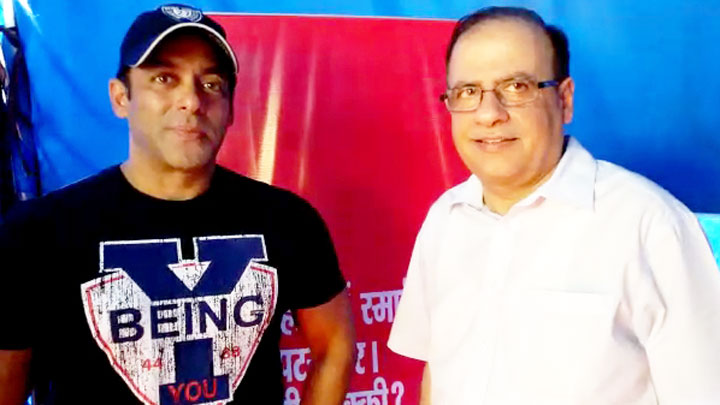 Salman Khan at the inauguration of Public Toilets in Mumbai Salman Khan at the inauguration of Public Toilets in Mumbai